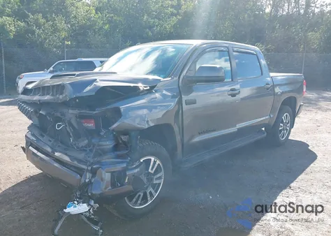 2019 Toyota Tundra Sr5 5.7L V8 z USA, uszkodzony, nr VIN 5TFDY5F14KX834757